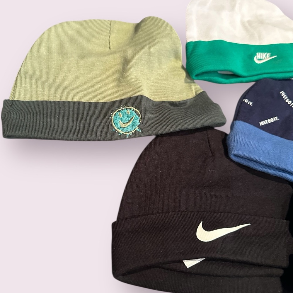 Nike Baby Hat and Bootie Set - 9 Hats And 6 Pairs of Socks Sz Newborn to 6 Mon - Picture 8 of 8